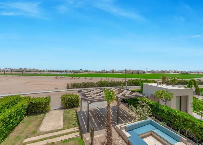 Prime 4br In Ancient Sands, El Gouna Private Swimming Pool & Lagoon Access Villa *